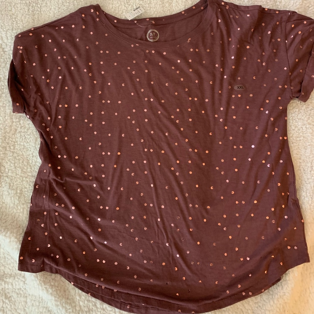 Maurice’s polka dot T-shirt